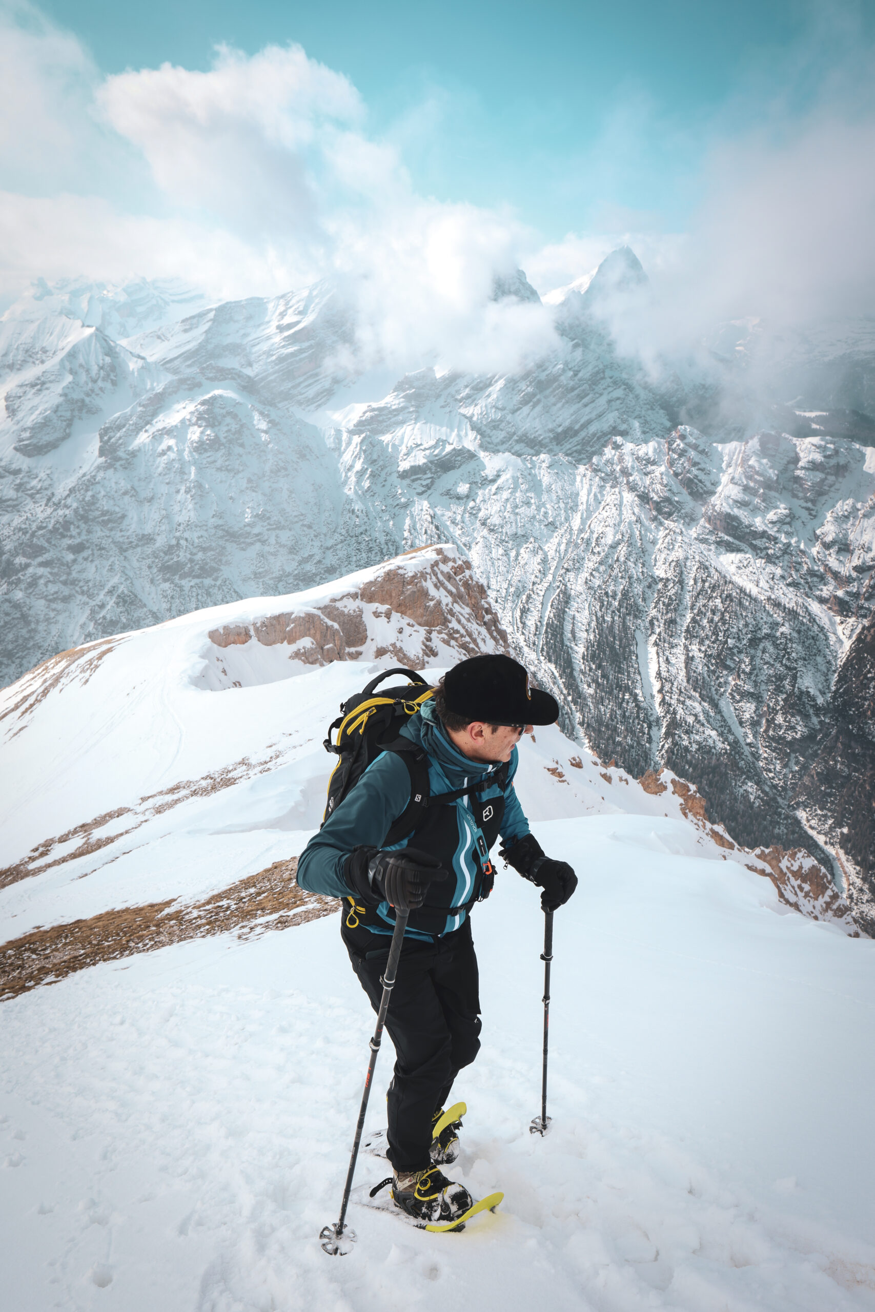 Berghütte in einer alpinen Berglandschaft
